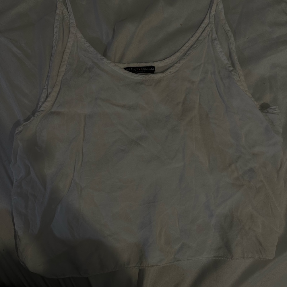 •Women’s White Tank